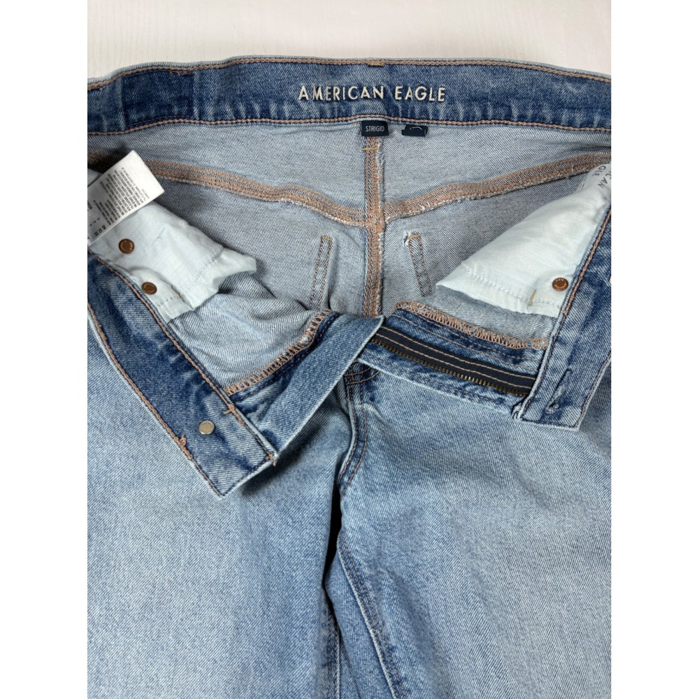 American Eagle Ex-Boyfriend Strigid Light Wash Relaxed Straight Jeans Womens 4R - Picture 12 of 16